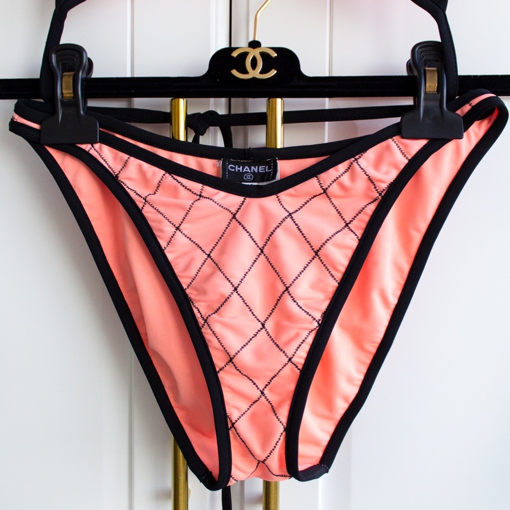 Iconic Chanel Vintage Spring 1995 Coral Pink Quilted 95P Bikini Swimsuit - Picture 7 of 12